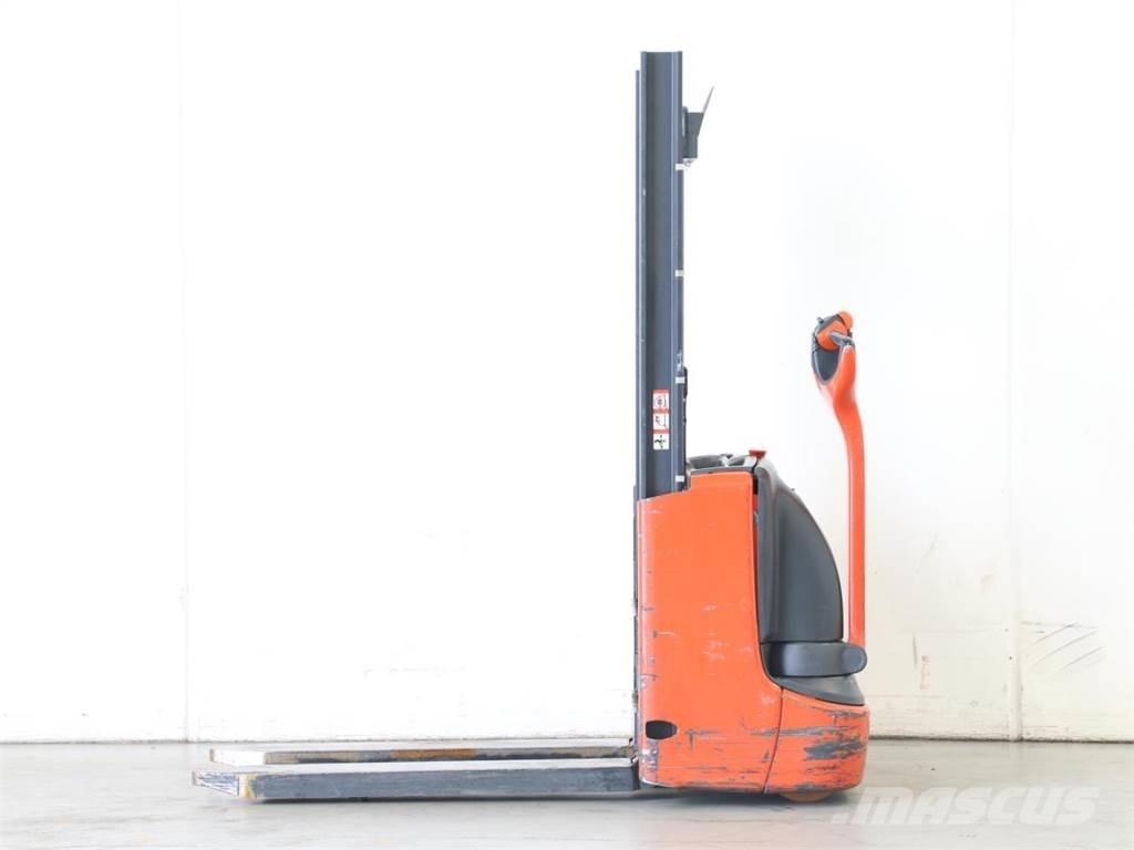 Linde L10/1172-01 Παλετοφόρα πεζού χειριστή με ιστό