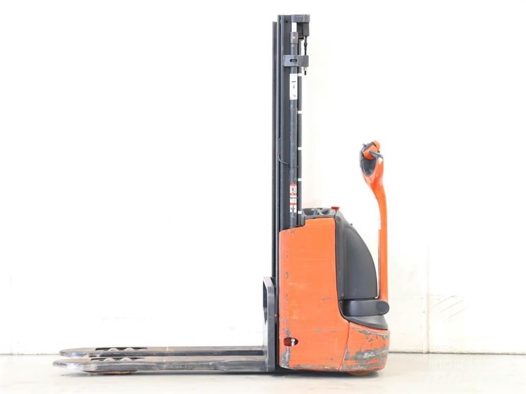 Linde L12/1172 Παλετοφόρα πεζού χειριστή με ιστό