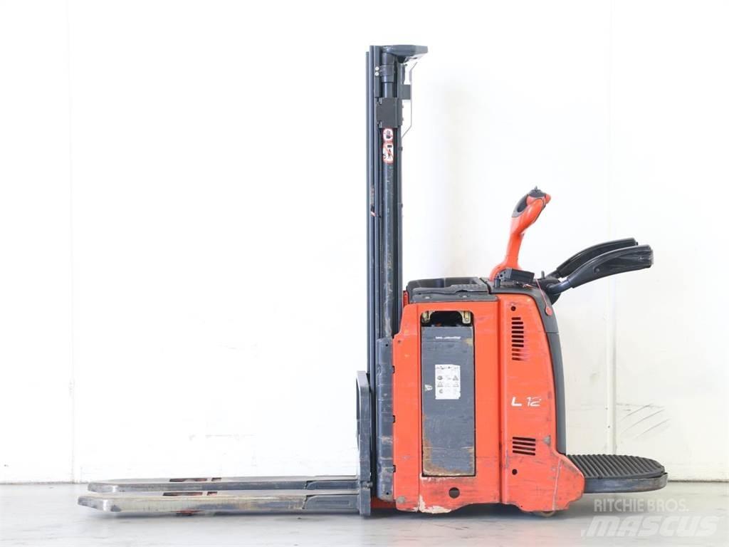 Linde L12AP/133 Παλετοφόρα πεζού χειριστή με ιστό