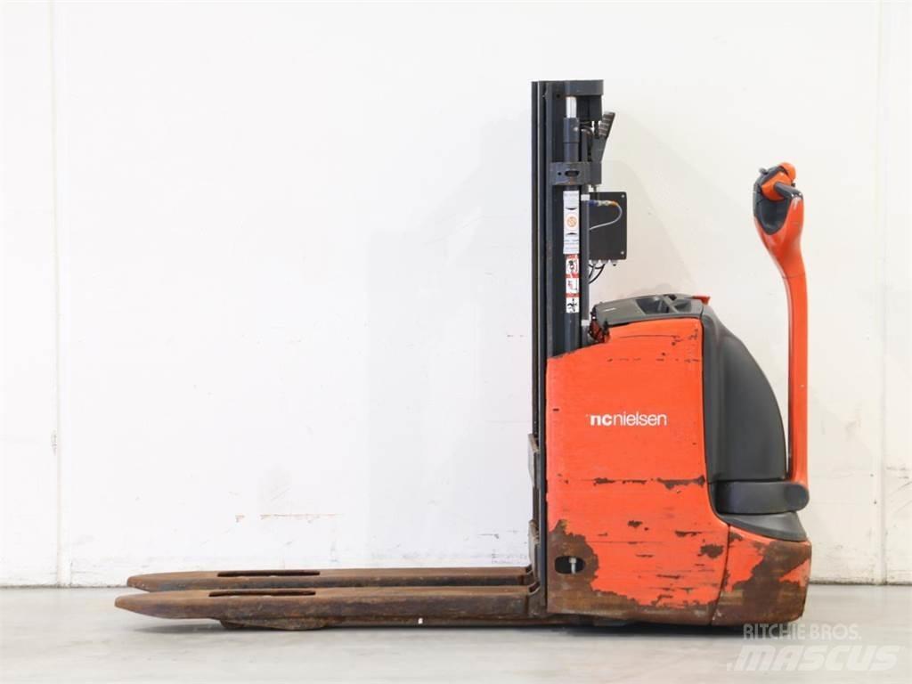 Linde L12I/1172 Παλετοφόρα πεζού χειριστή με ιστό