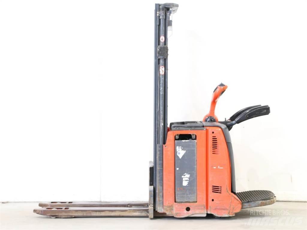Linde L12LAP/133 Παλετοφόρα πεζού χειριστή με ιστό