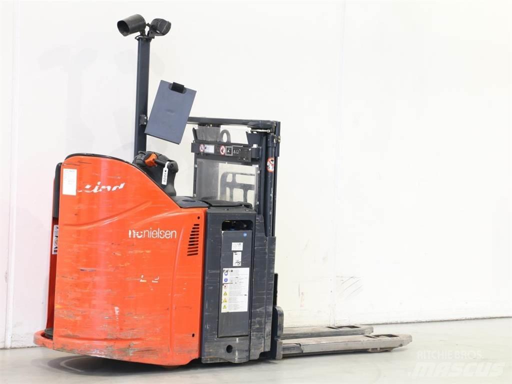 Linde L12LSP/133 Παλετοφόρα πεζού χειριστή με ιστό