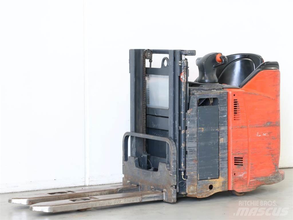 Linde L12SP/133 Παλετοφόρα πεζού χειριστή με ιστό