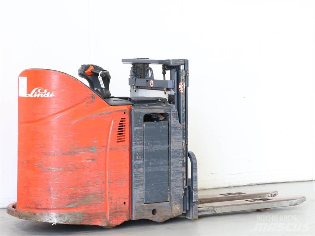 Linde L12SP/133 Παλετοφόρα πεζού χειριστή με ιστό