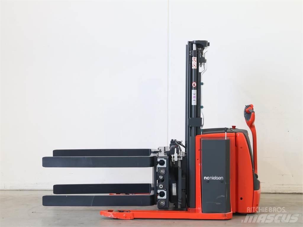 Linde L20/1173-01 Παλετοφόρα πεζού χειριστή με ιστό