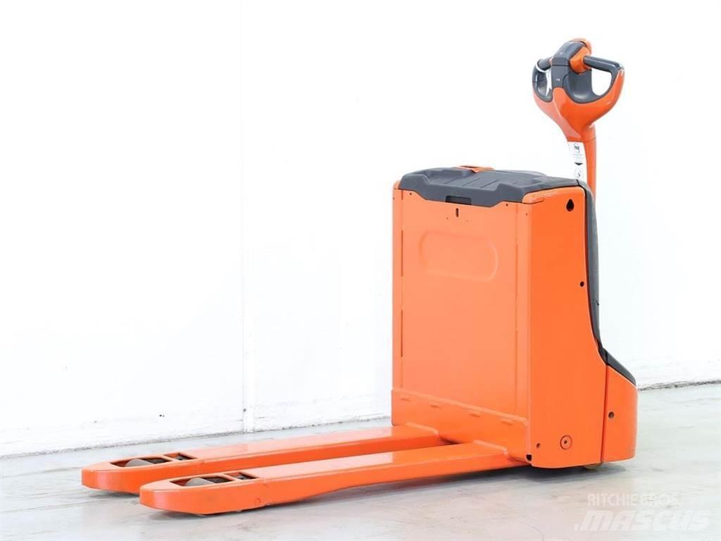Linde T16/1152 Παλετοφόρα πεζού χειριστή με ιστό