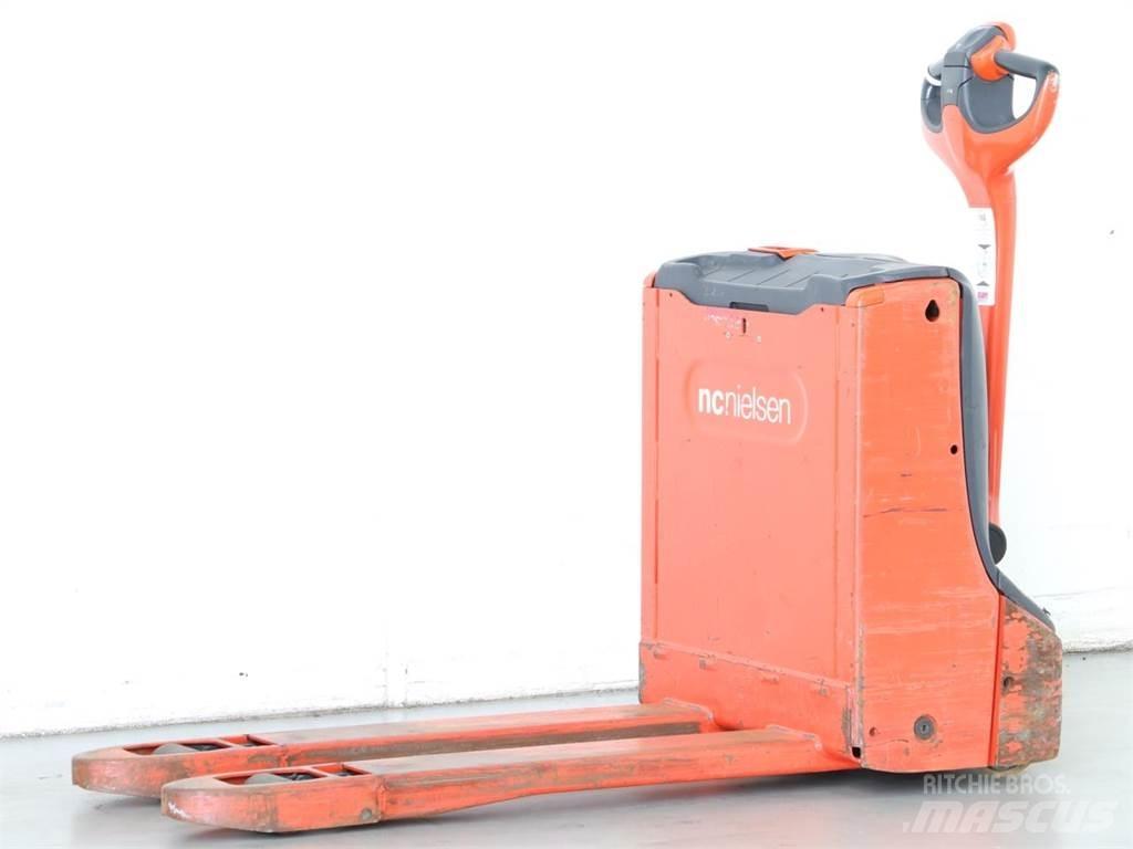 Linde T16/1152 Παλετοφόρα πεζού χειριστή με ιστό