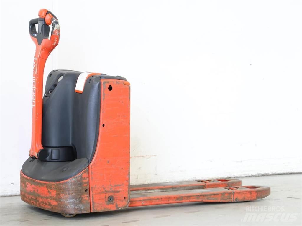 Linde T16/1152 Παλετοφόρα πεζού χειριστή με ιστό