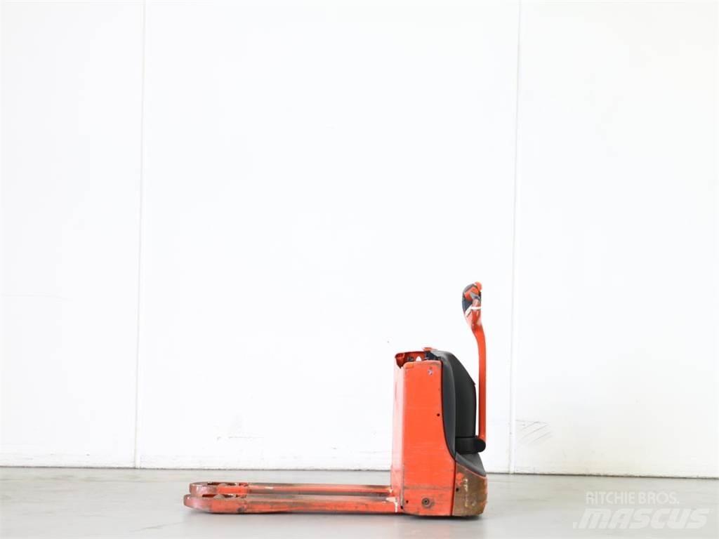 Linde T16/1152 Παλετοφόρα πεζού χειριστή με ιστό