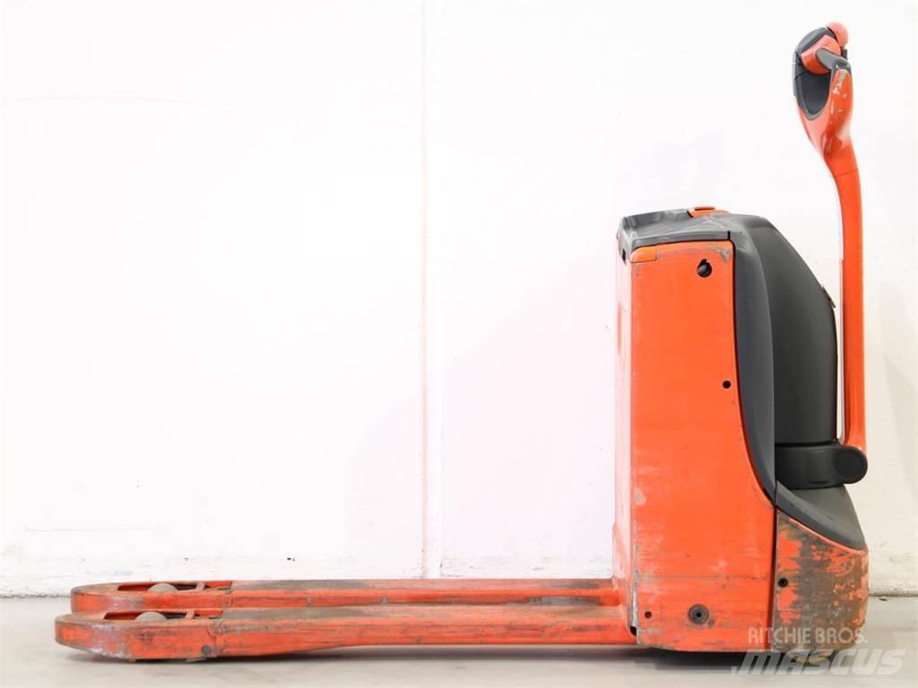 Linde T16/1152 Παλετοφόρα πεζού χειριστή με ιστό
