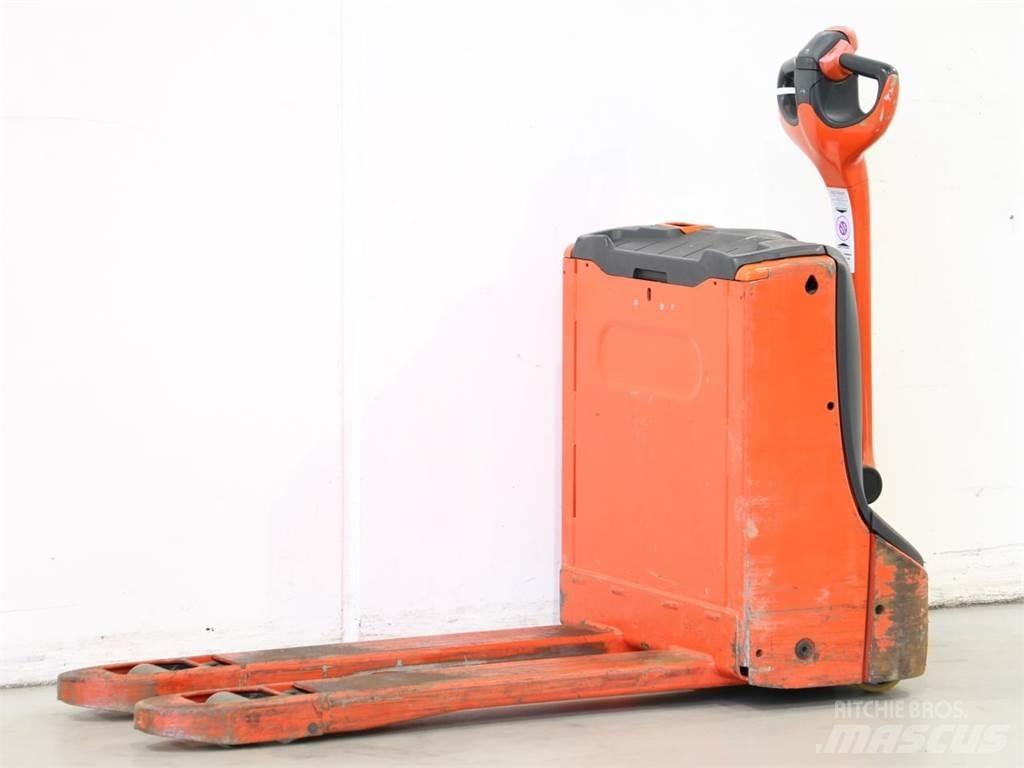 Linde T16/1152 Παλετοφόρα πεζού χειριστή με ιστό