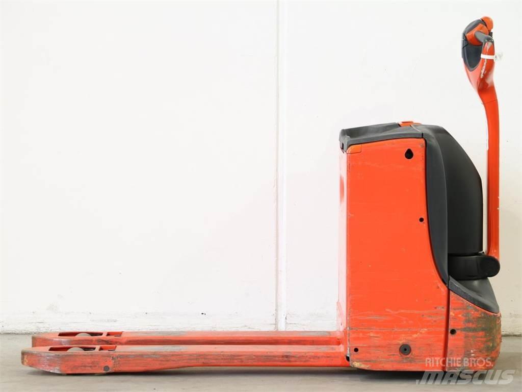 Linde T16/1152 Παλετοφόρα πεζού χειριστή με ιστό