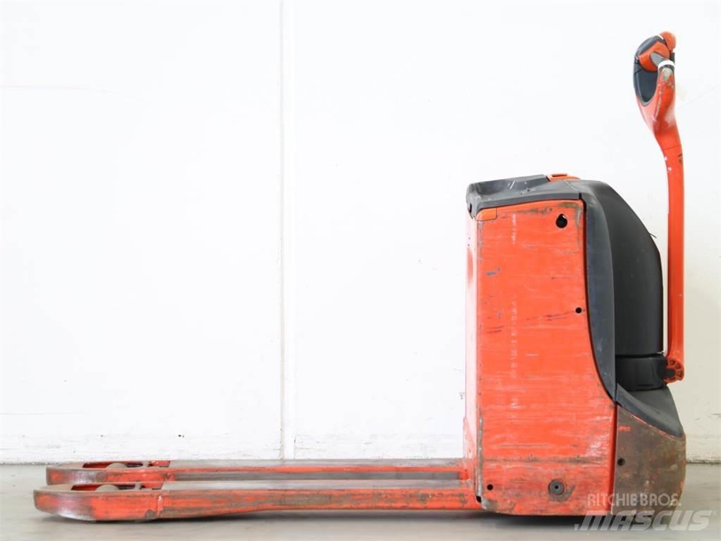 Linde T16/1152 Παλετοφόρα πεζού χειριστή με ιστό