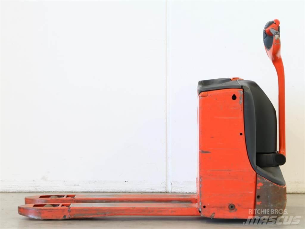Linde T16/1152 Παλετοφόρα πεζού χειριστή με ιστό