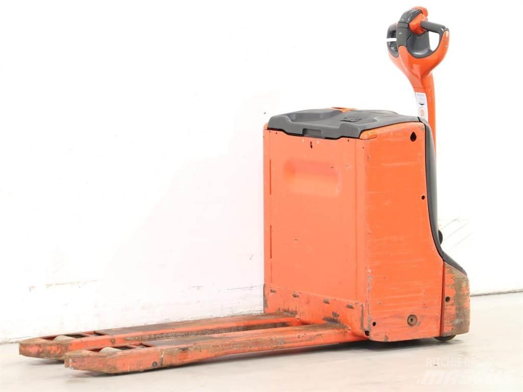 Linde T16/1152 Παλετοφόρα πεζού χειριστή με ιστό