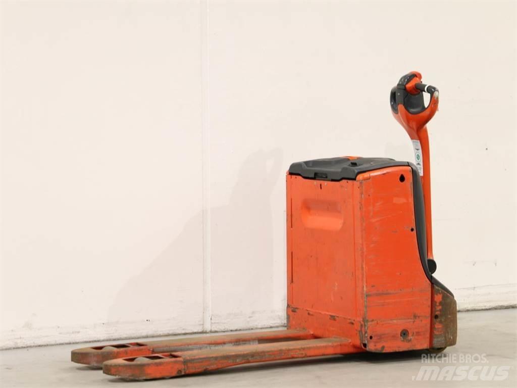 Linde T16/1152 Παλετοφόρα πεζού χειριστή με ιστό