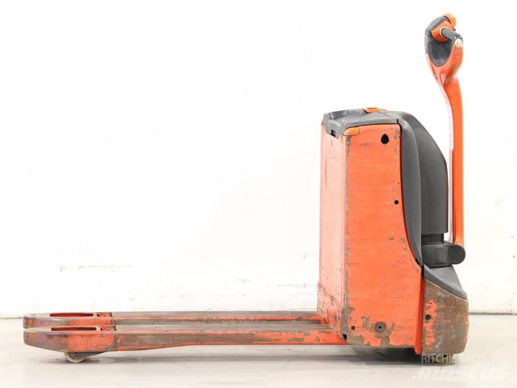 Linde T16/1152 Παλετοφόρα πεζού χειριστή με ιστό
