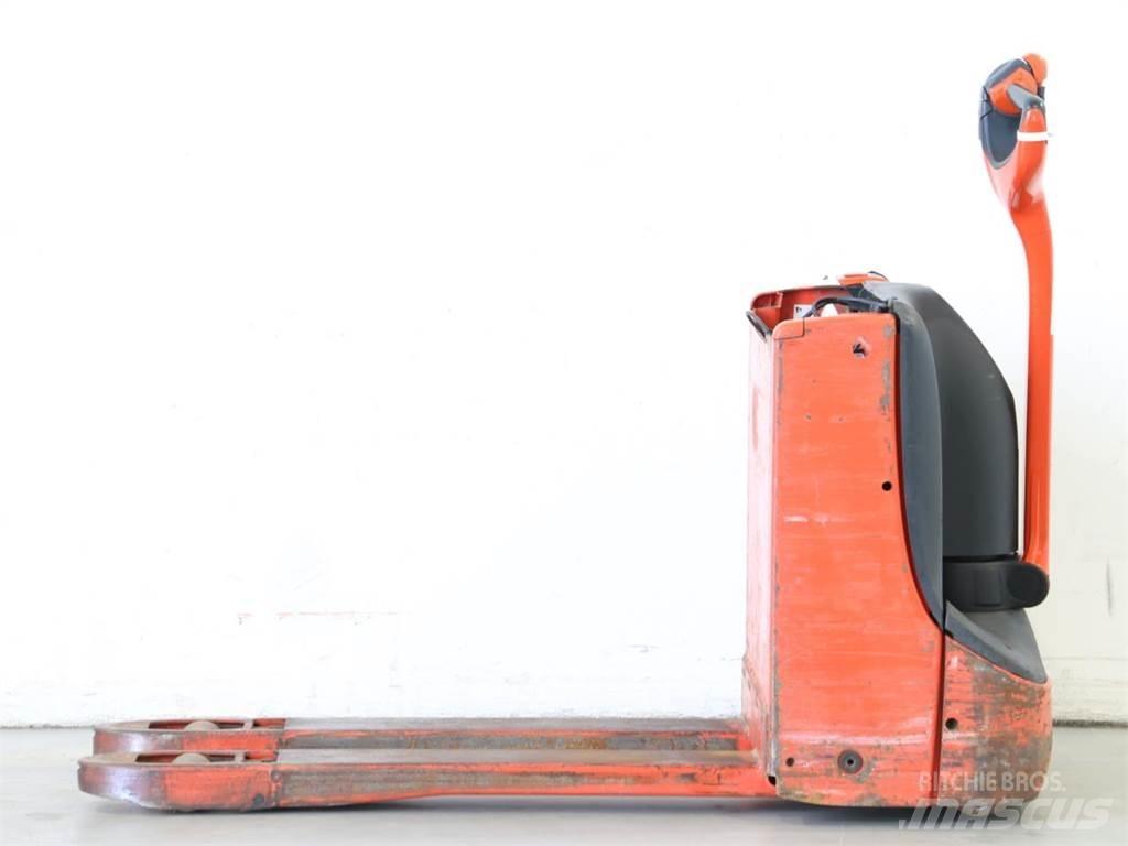Linde T16/1152 Παλετοφόρα πεζού χειριστή με ιστό