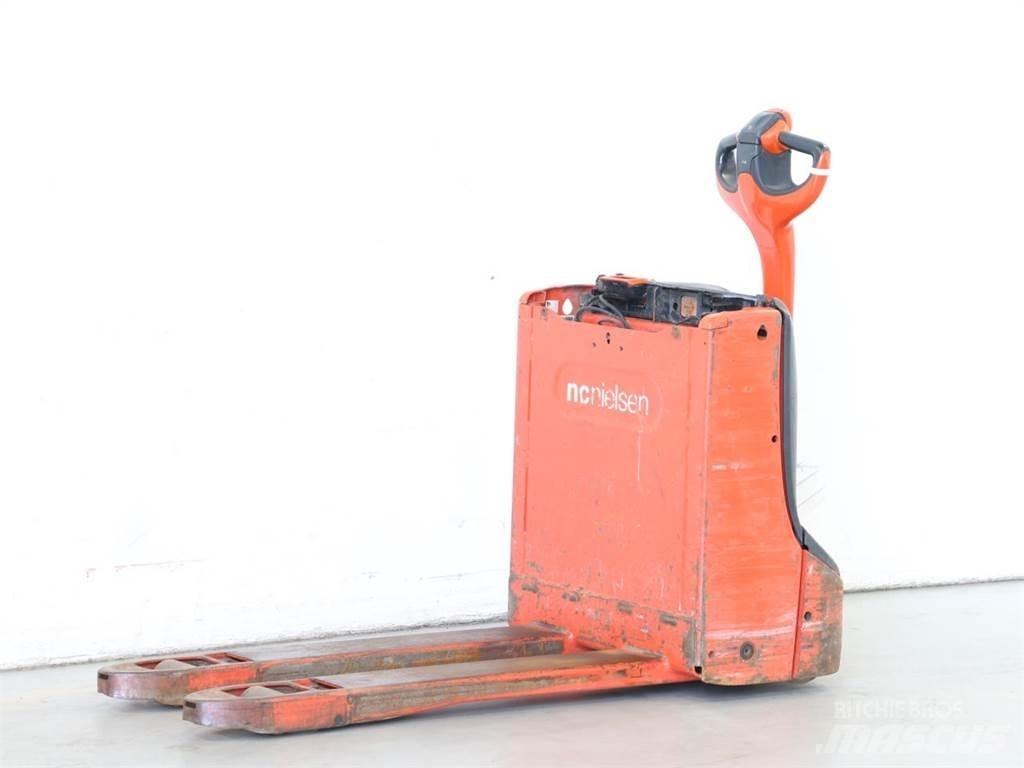 Linde T16/1152 Παλετοφόρα πεζού χειριστή με ιστό