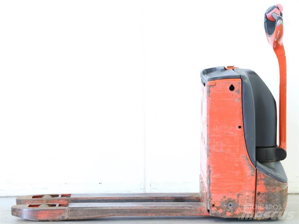 Linde T16/1152-00 Παλετοφόρα πεζού χειριστή με ιστό