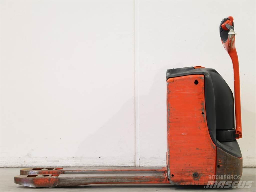 Linde T16/1152-00 Παλετοφόρα πεζού χειριστή με ιστό