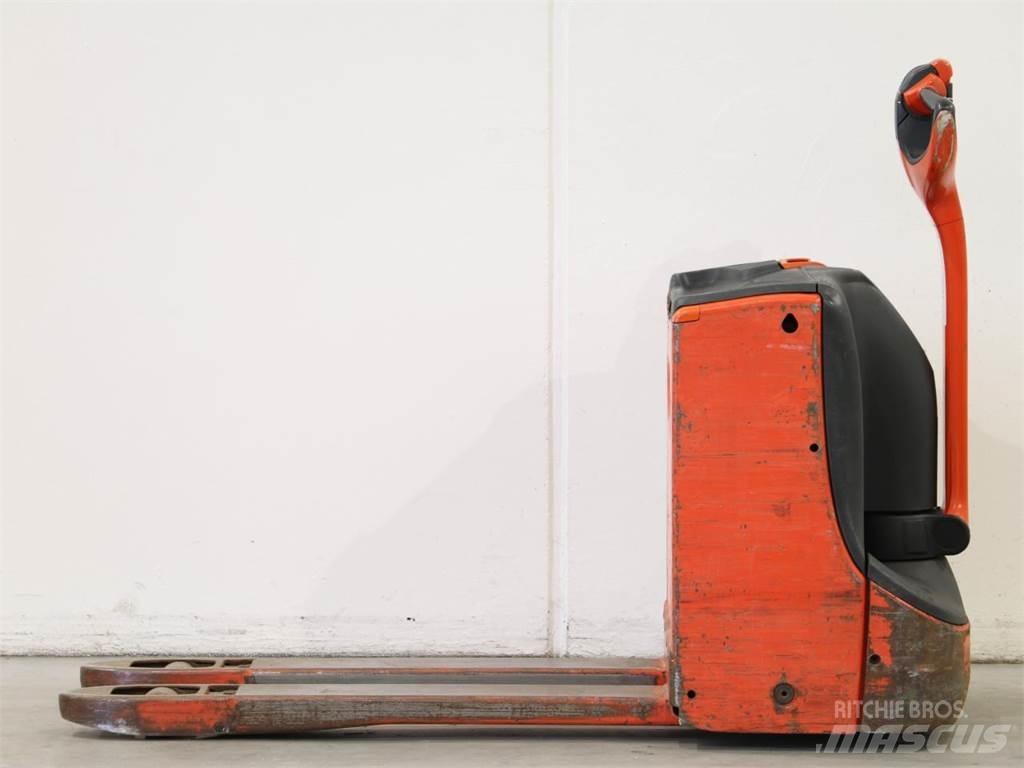 Linde T16/1152-00 Παλετοφόρα πεζού χειριστή με ιστό