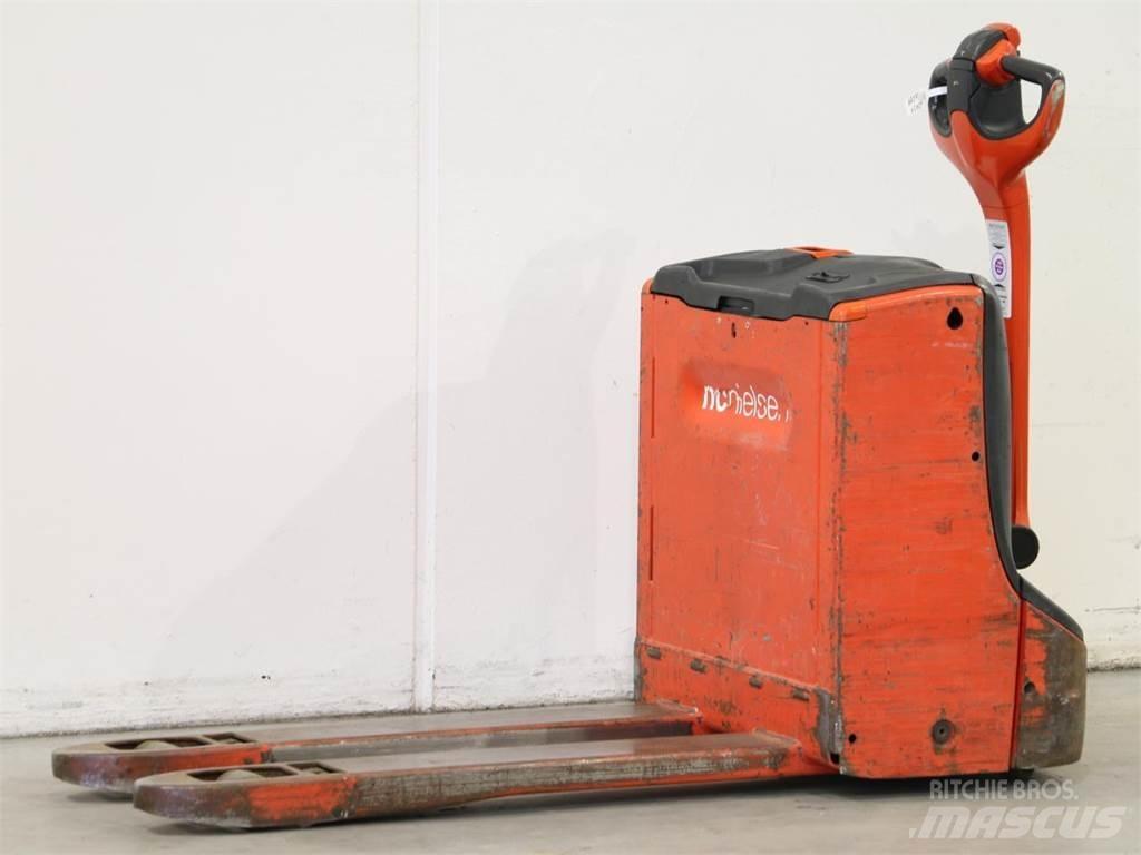 Linde T16/1152-00 Παλετοφόρα πεζού χειριστή με ιστό