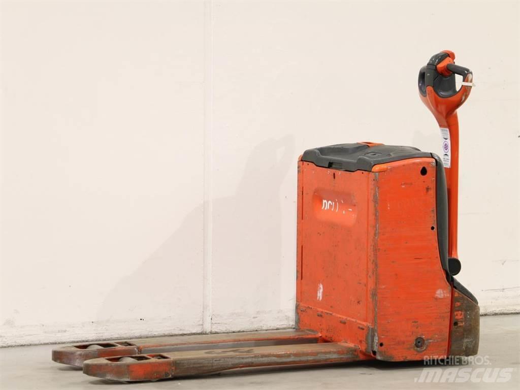 Linde T16/1152-00 Παλετοφόρα πεζού χειριστή με ιστό
