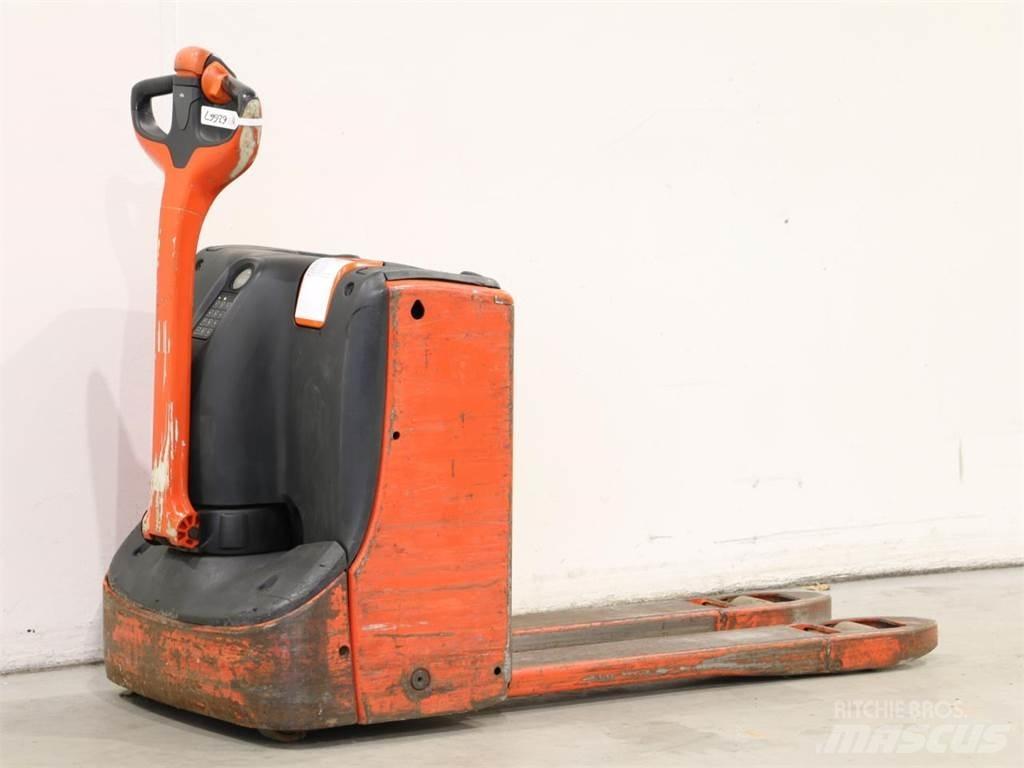 Linde T16/1152-00 Παλετοφόρα πεζού χειριστή με ιστό