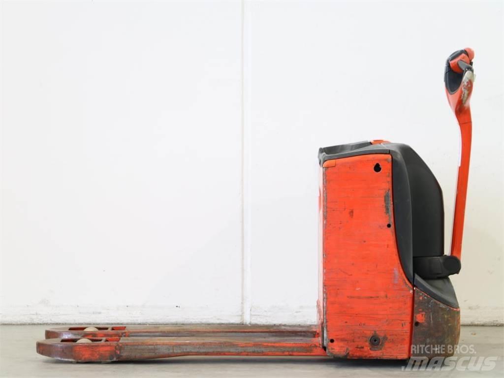 Linde T16/1152-00 Παλετοφόρα πεζού χειριστή με ιστό