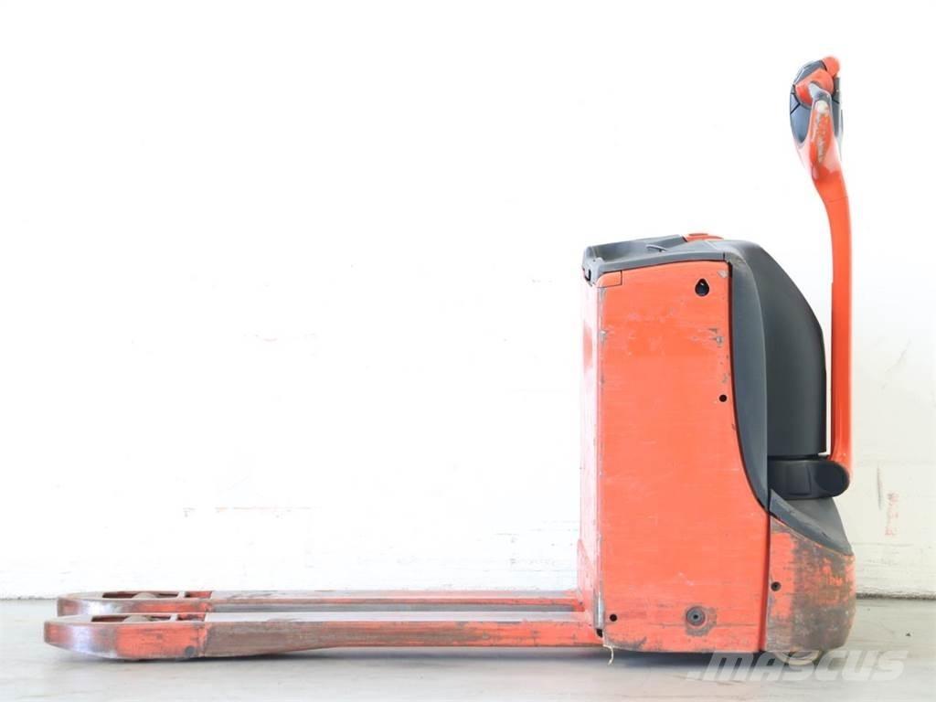 Linde T16/1152-00 Παλετοφόρα πεζού χειριστή με ιστό