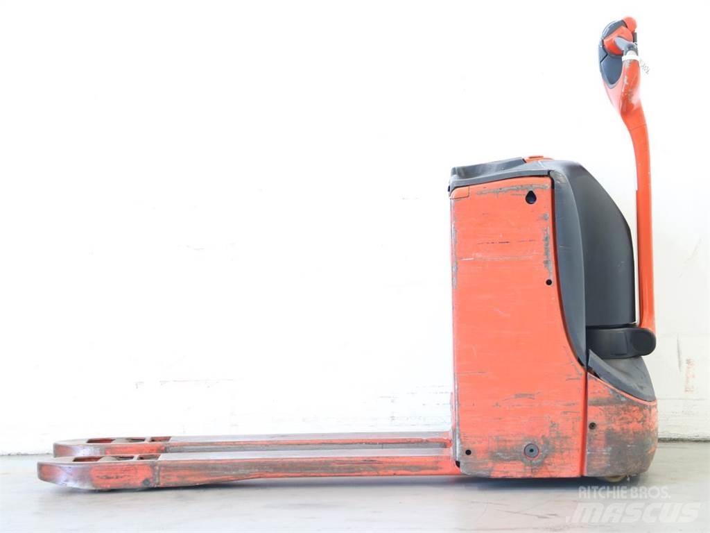 Linde T16/1152-00 Παλετοφόρα πεζού χειριστή με ιστό