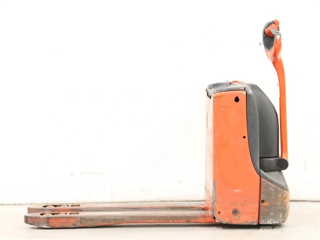 Linde T16/1152-00 Παλετοφόρα πεζού χειριστή με ιστό