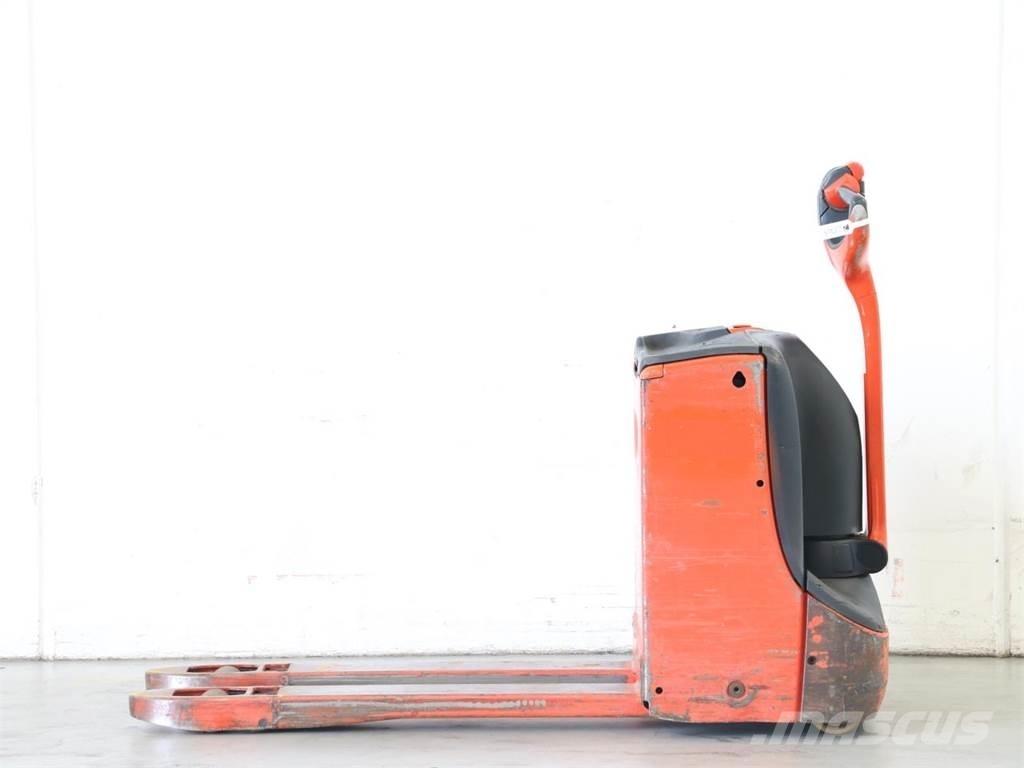 Linde T16/1152-00 Παλετοφόρα πεζού χειριστή με ιστό