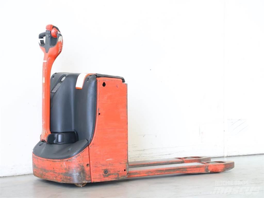 Linde T16/1152-00 Παλετοφόρα πεζού χειριστή με ιστό