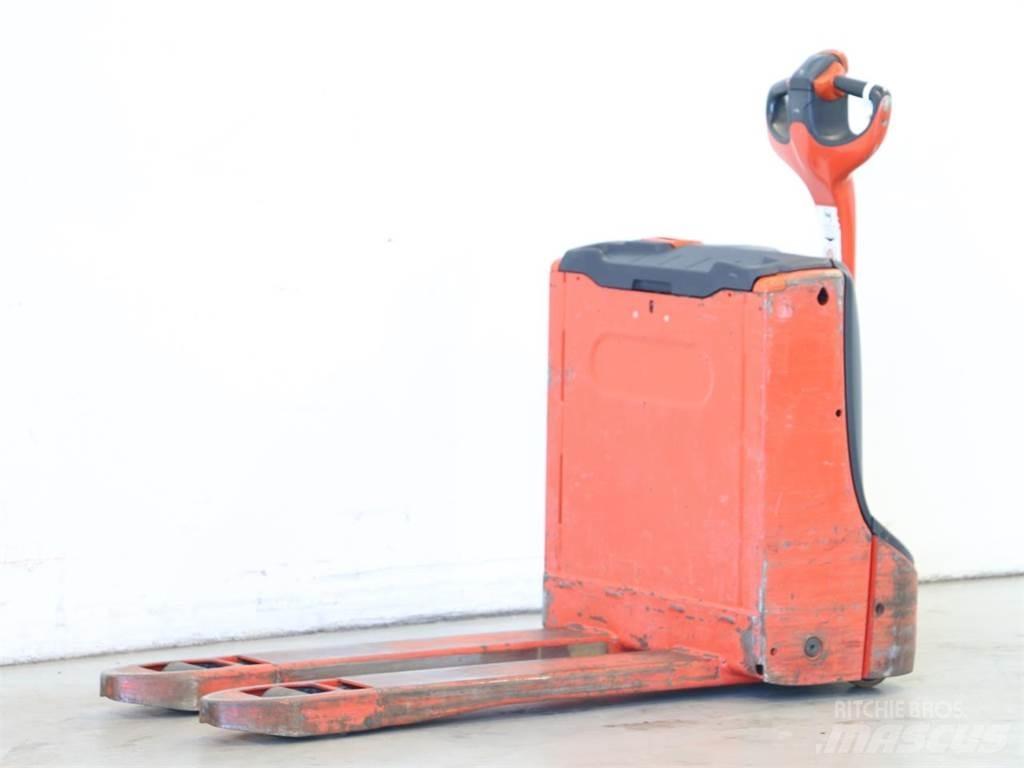 Linde T16/1152-02 Παλετοφόρα πεζού χειριστή με ιστό