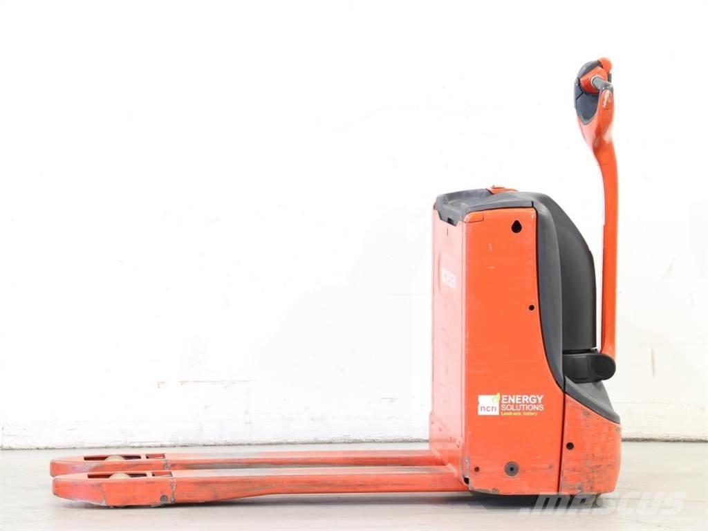 Linde T16/1152-02 Παλετοφόρα πεζού χειριστή με ιστό