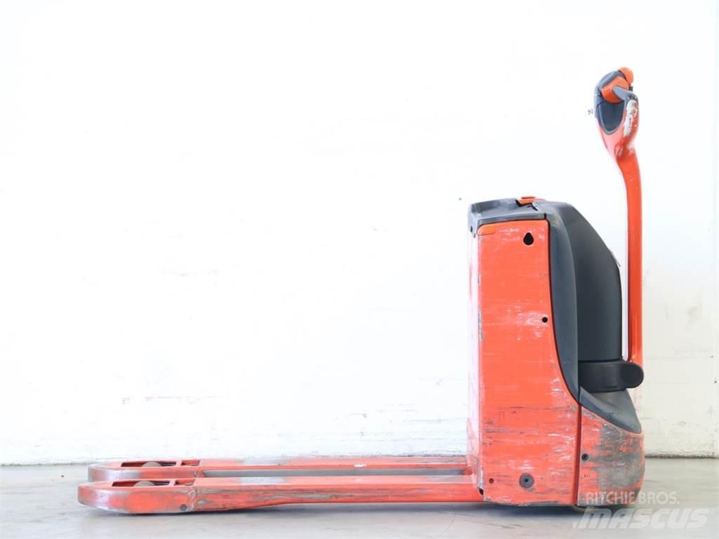 Linde T16/1152-02 Παλετοφόρα πεζού χειριστή με ιστό