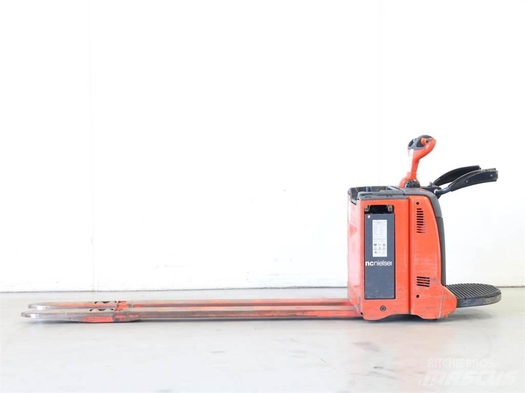 Linde T20AP/131 Παλετοφόρα πεζού χειριστή με ιστό