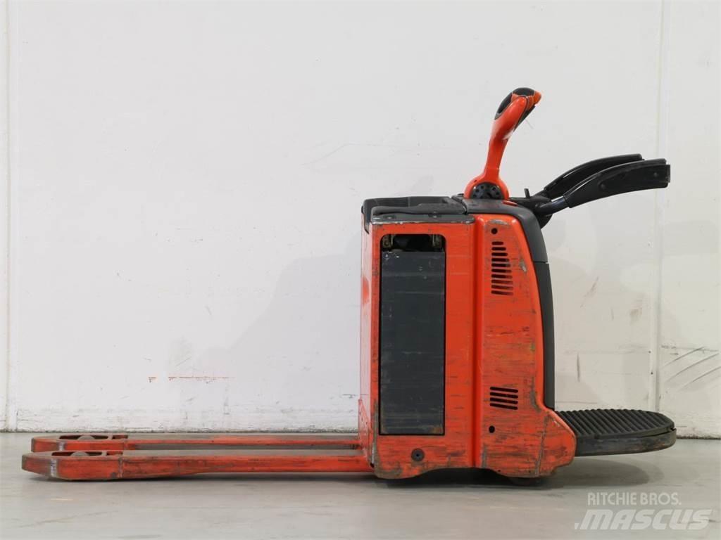Linde T20AP/131 Παλετοφόρα πεζού χειριστή με ιστό