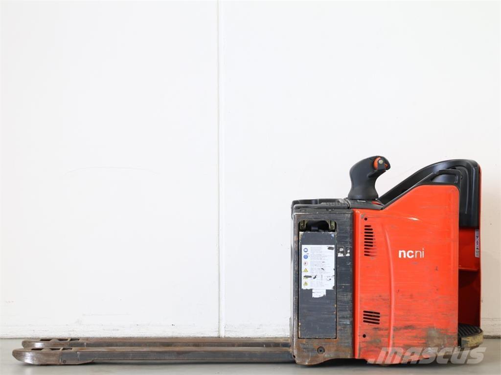 Linde T20SP/131 Παλετοφόρα πεζού χειριστή με ιστό