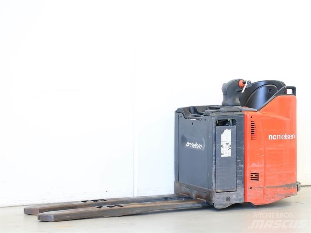 Linde T20SP/131 Παλετοφόρα πεζού χειριστή με ιστό