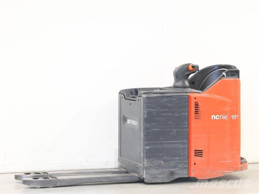 Linde T20SP/131 Παλετοφόρα πεζού χειριστή με ιστό