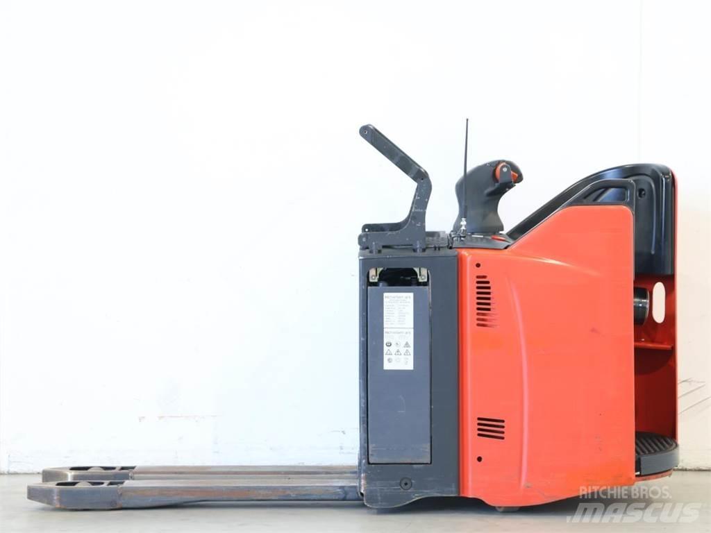 Linde T20SP/131 Παλετοφόρα πεζού χειριστή με ιστό
