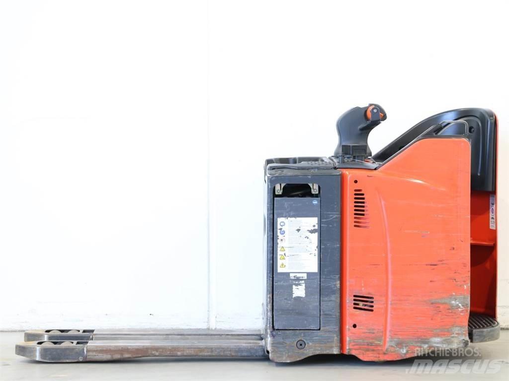 Linde T20SP/131 Παλετοφόρα πεζού χειριστή με ιστό
