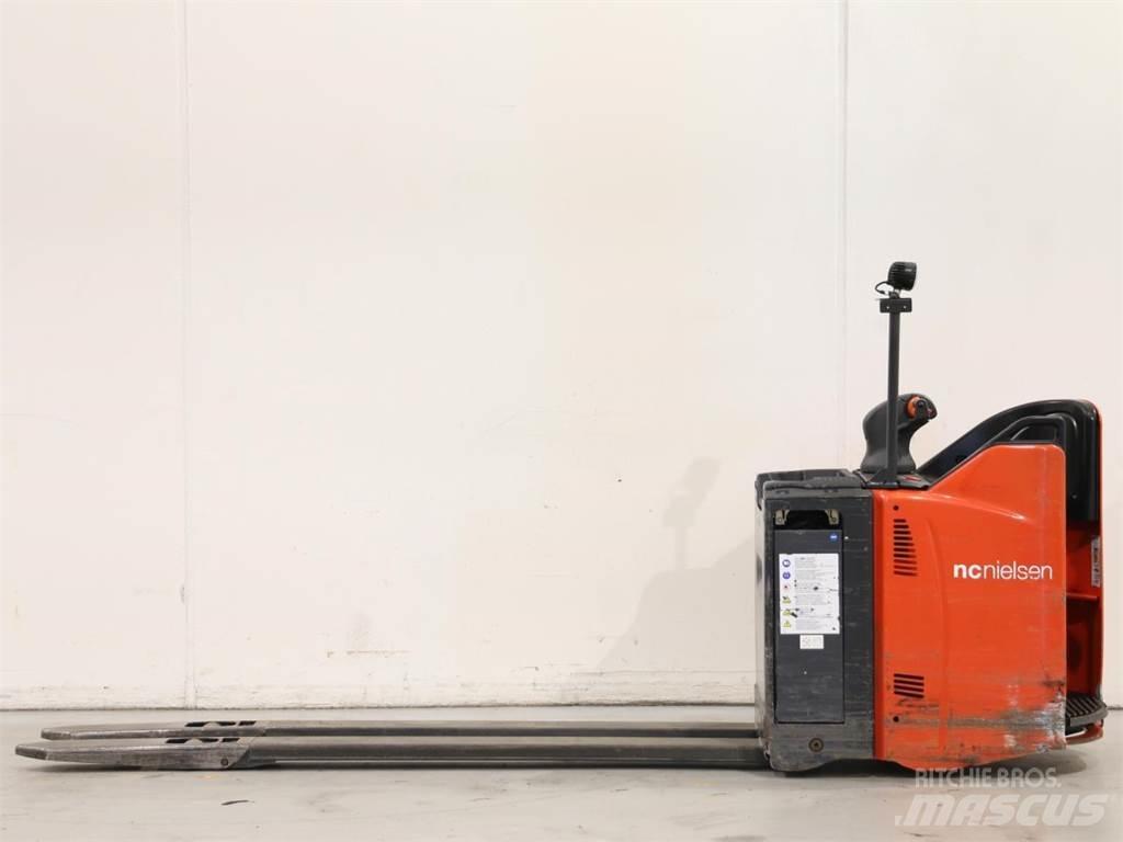 Linde T20SP/131-07 Παλετοφόρα πεζού χειριστή με ιστό
