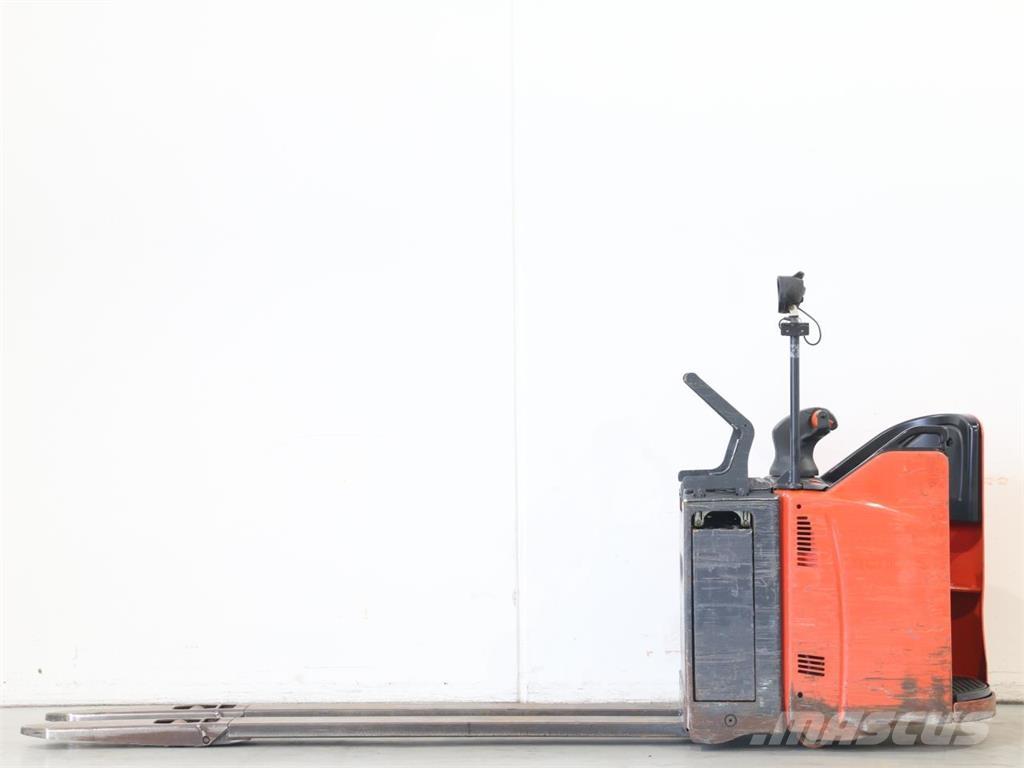 Linde T20SP/131-08 Παλετοφόρα πεζού χειριστή με ιστό