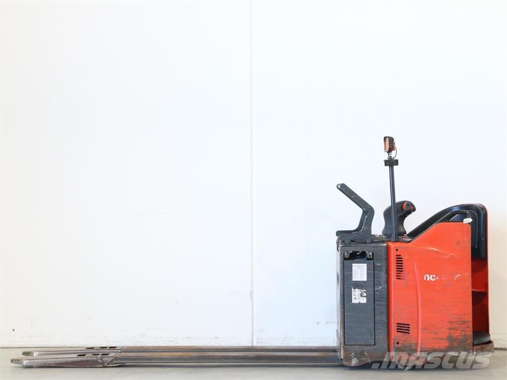 Linde T20SP/131-08 Παλετοφόρα πεζού χειριστή με ιστό