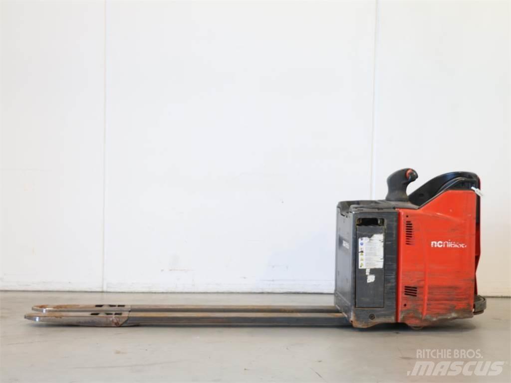 Linde T25SP/131-07 Παλετοφόρα πεζού χειριστή με ιστό