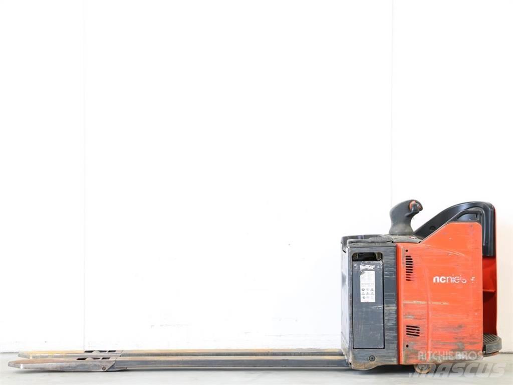 Linde T25SP/131-07 Παλετοφόρα πεζού χειριστή με ιστό